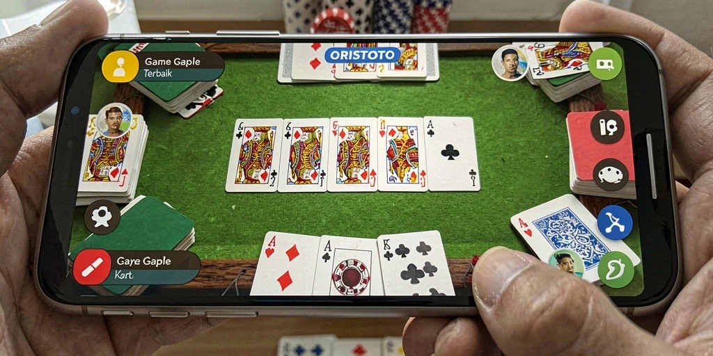 Tampilan gameplay ORISTOTO yang seru dan interaktif.